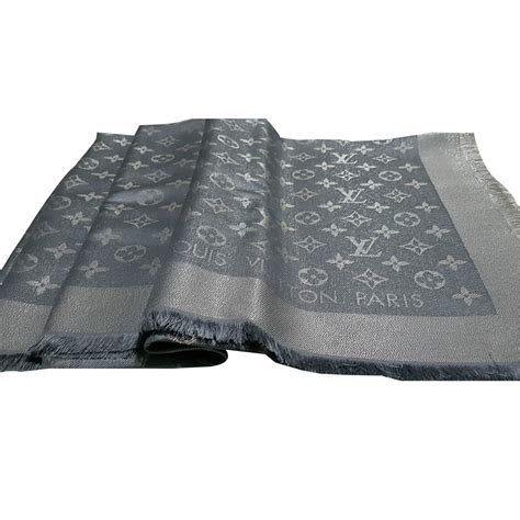 louis vuitton grey scarf uk|Louis Vuitton hijab.